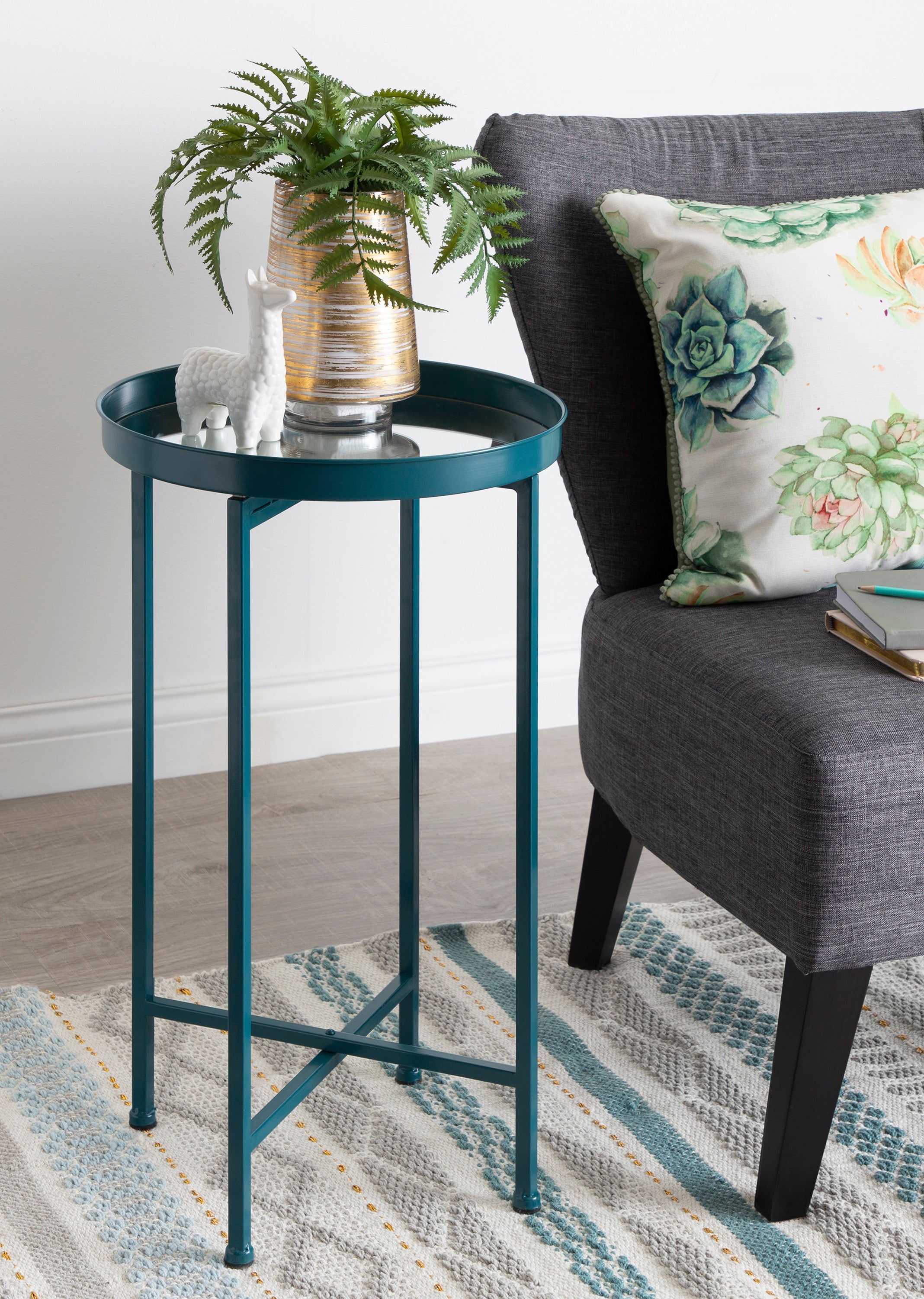 Kate and Laurel Celia Round Metal Foldable Accent Table, 15 x 26